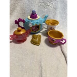 Disney Junior Alice's Wonderland Bakery Tea Party, Kids Tea Set Pieces